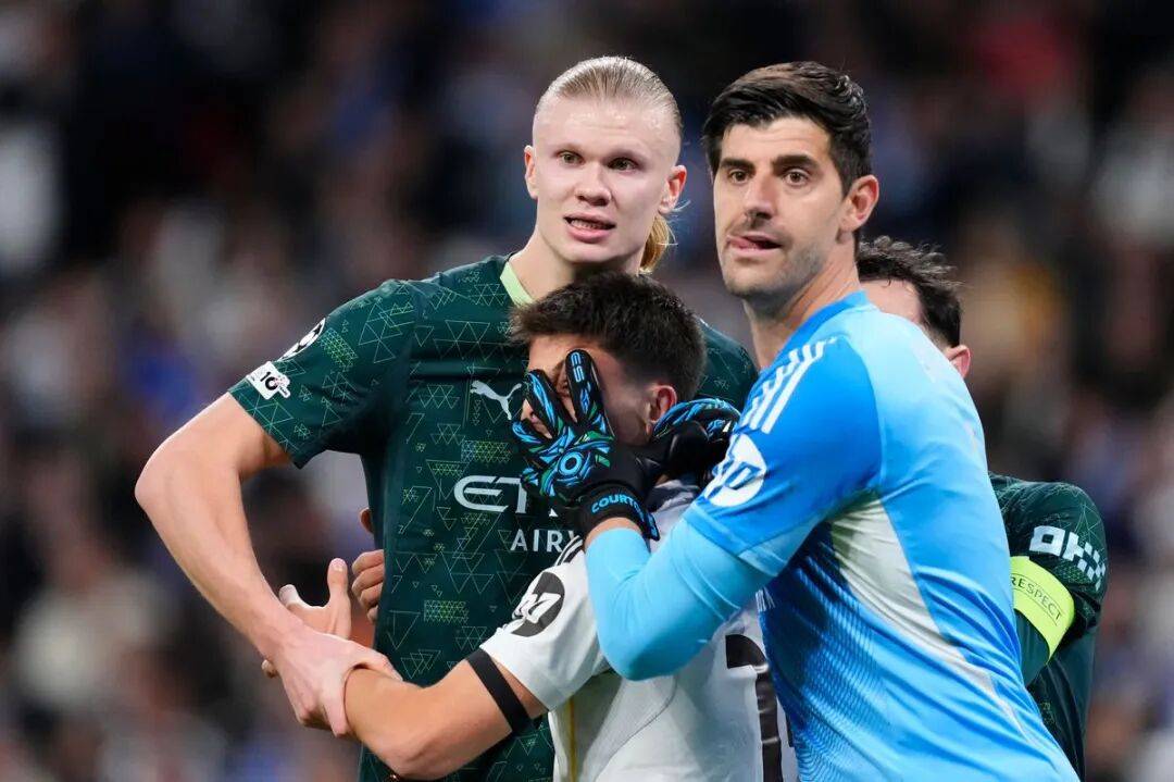 6场仅2球!哈兰德进球数下滑 瓜帅:他得更多融入比赛