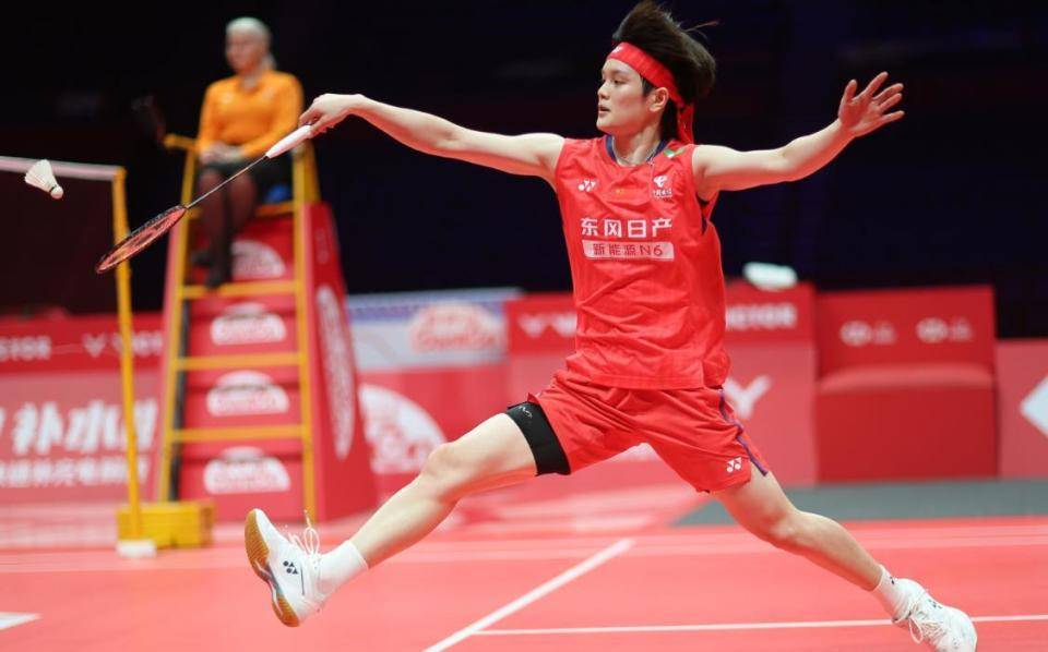 CCTV5直播，14:00，国羽冲4冠，石宇奇VS小波波夫，混双包揽冠亚军