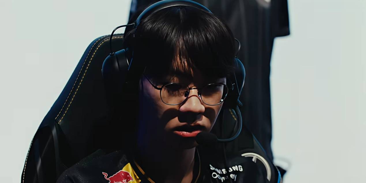 LPL遭遇巨大打击!AL八强首战告负,Faker岩雀封神,Hope葬送比赛