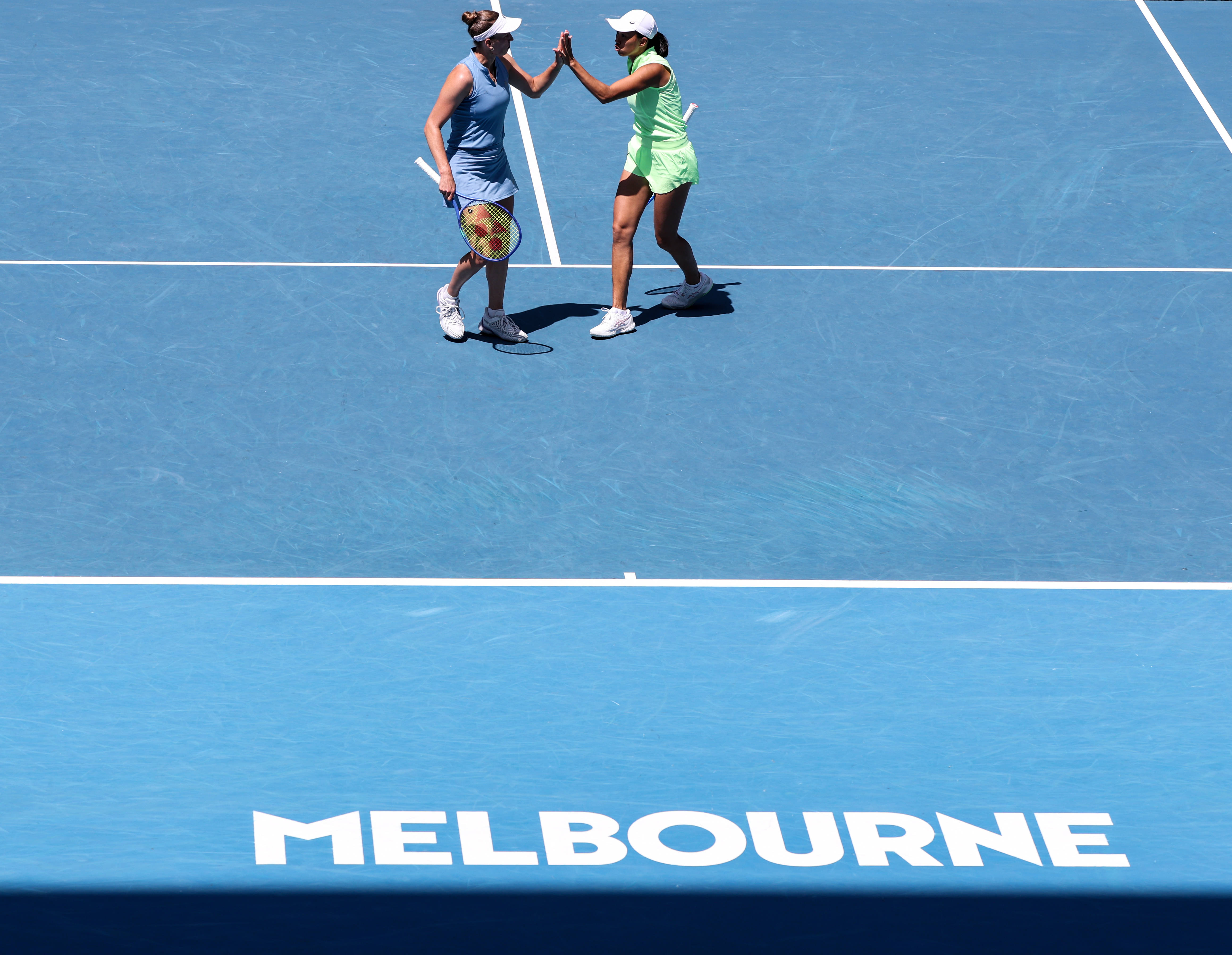 (体育)网球——澳网女双决赛:张帅/梅尔滕斯对阵达尼丽娜/克鲁尼奇