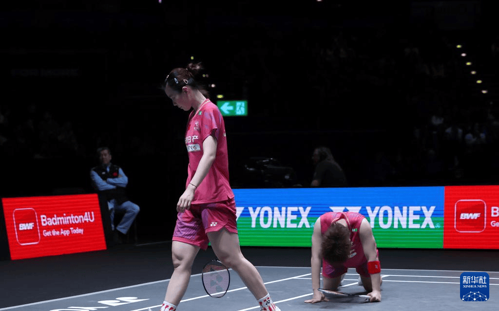 羽毛球——全英公开赛：郭新娃/陈芳卉无缘混双决赛